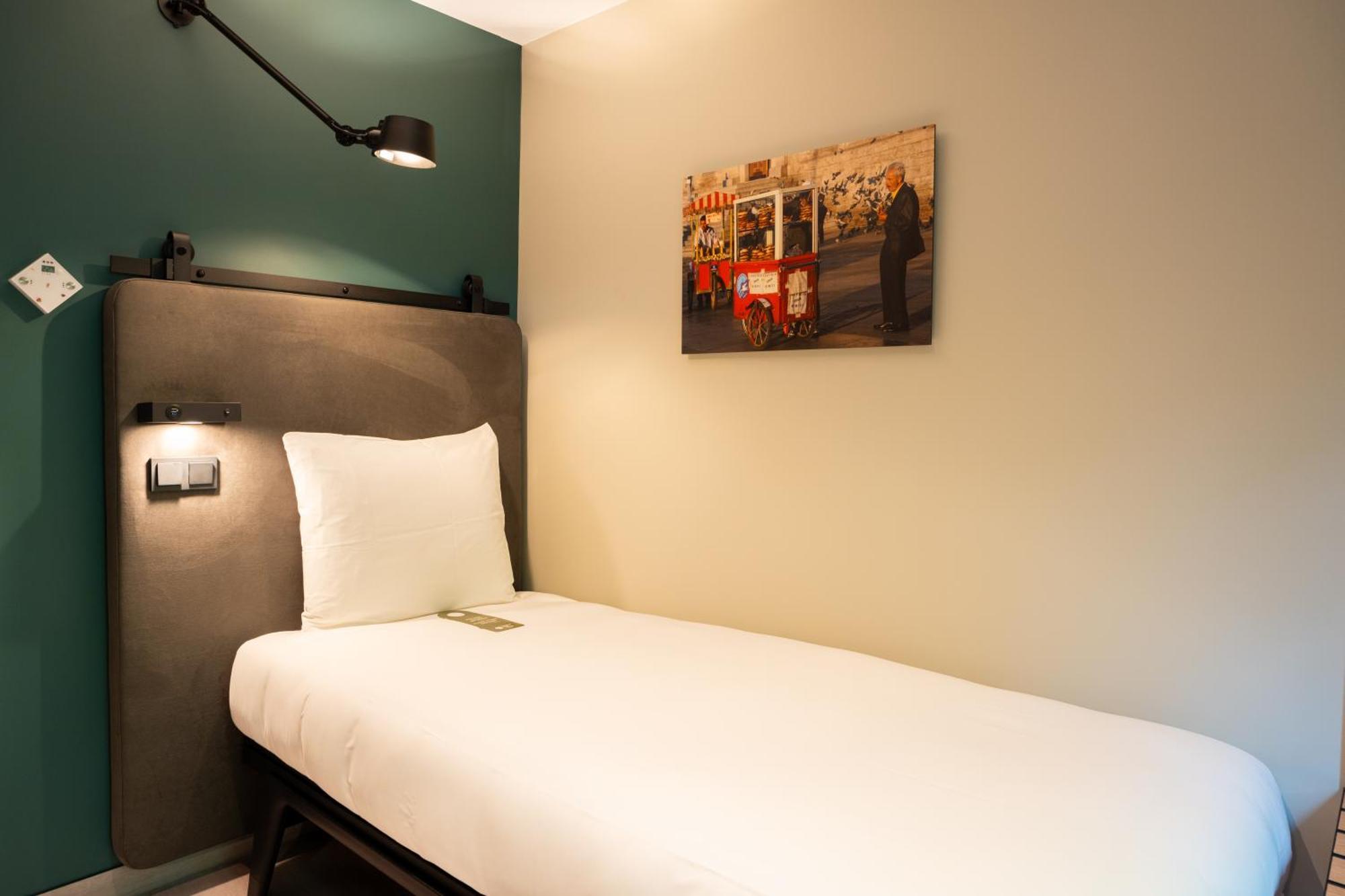 Hotel Kontakt Der Kontinenten Сустерберг Экстерьер фото
