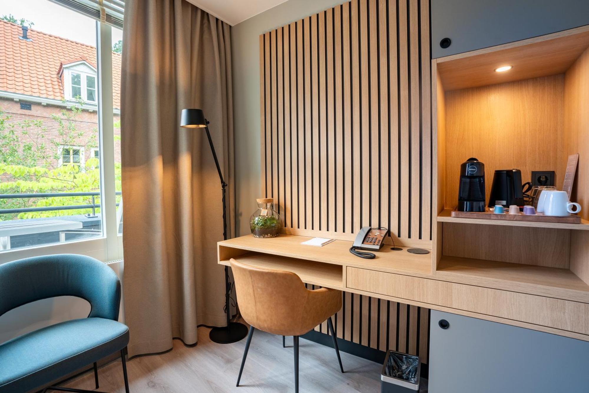 Hotel Kontakt Der Kontinenten Сустерберг Экстерьер фото